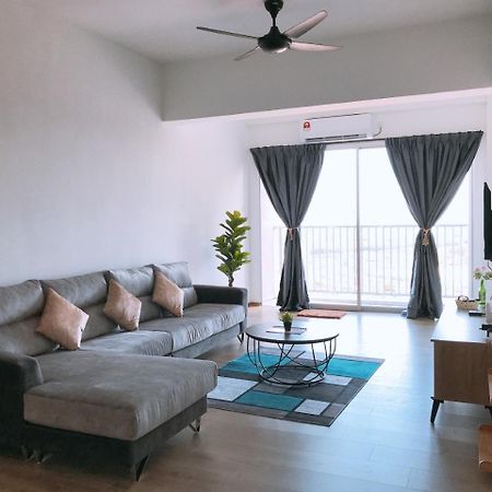 Traveler'S Homestay 旅人窝@ The Venus Sitiawan Kampong Lumut Kiri Eksteriør billede