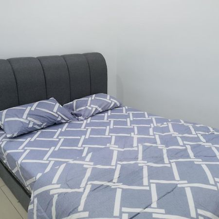 Traveler'S Homestay 旅人窝@ The Venus Sitiawan Kampong Lumut Kiri Eksteriør billede