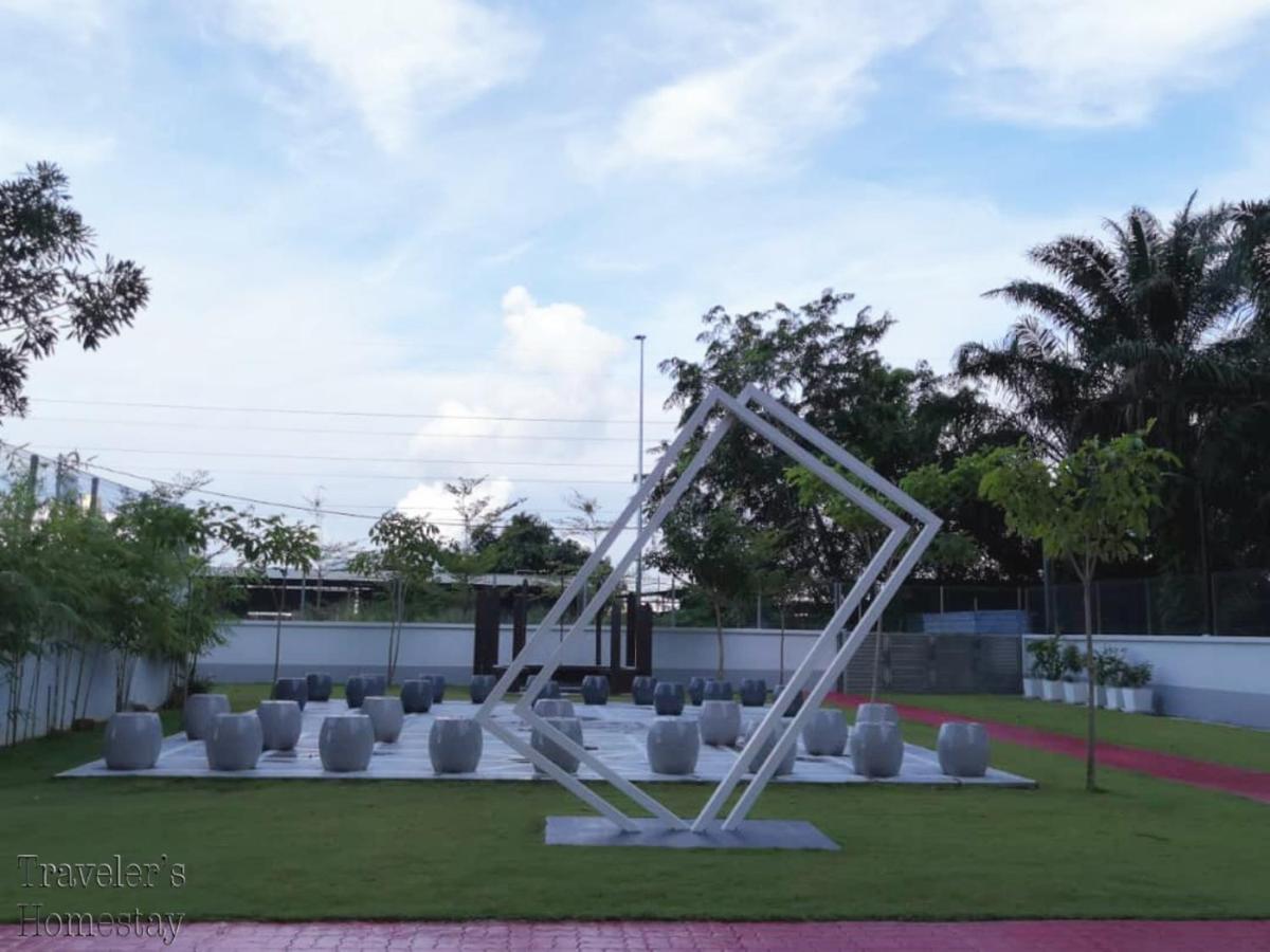Traveler'S Homestay 旅人窝@ The Venus Sitiawan Kampong Lumut Kiri Eksteriør billede
