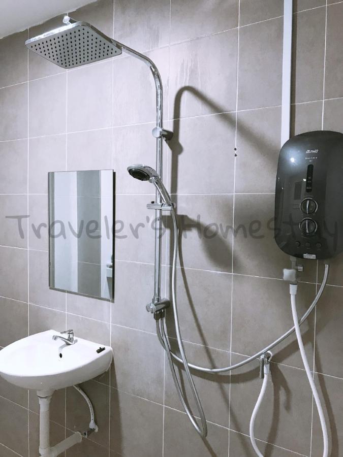 Traveler'S Homestay 旅人窝@ The Venus Sitiawan Kampong Lumut Kiri Eksteriør billede