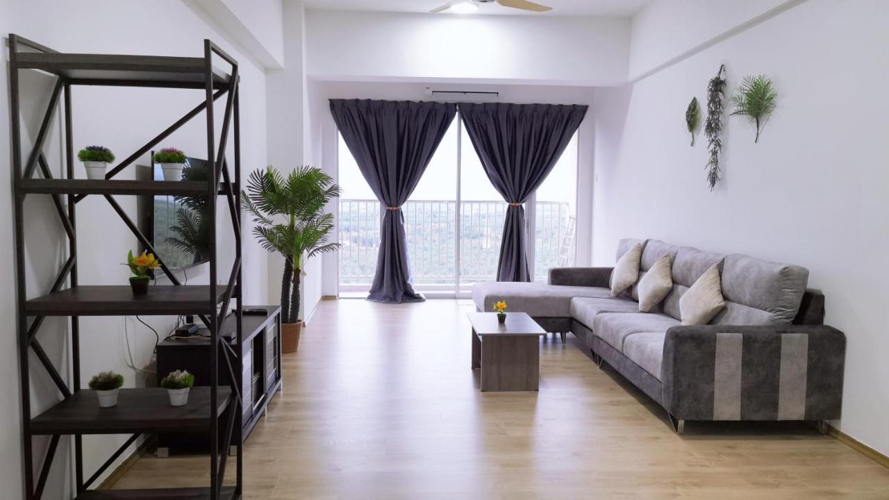 Traveler'S Homestay 旅人窝@ The Venus Sitiawan Kampong Lumut Kiri Eksteriør billede