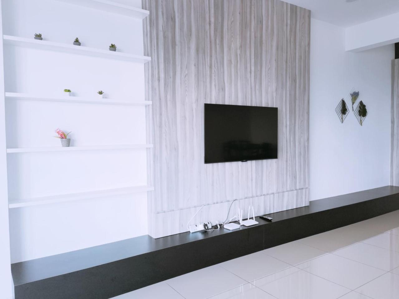 Traveler'S Homestay 旅人窝@ The Venus Sitiawan Kampong Lumut Kiri Eksteriør billede