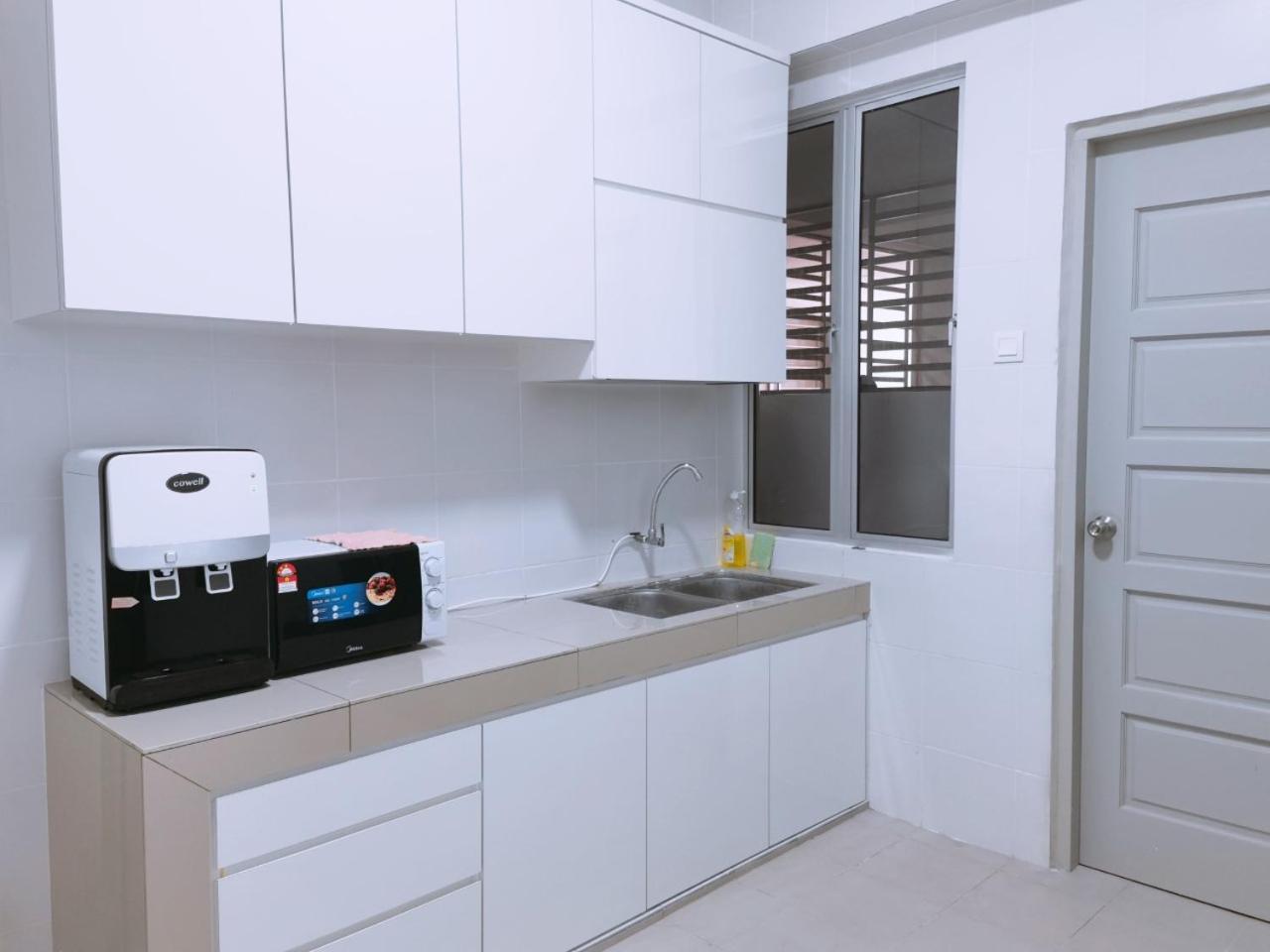 Traveler'S Homestay 旅人窝@ The Venus Sitiawan Kampong Lumut Kiri Eksteriør billede