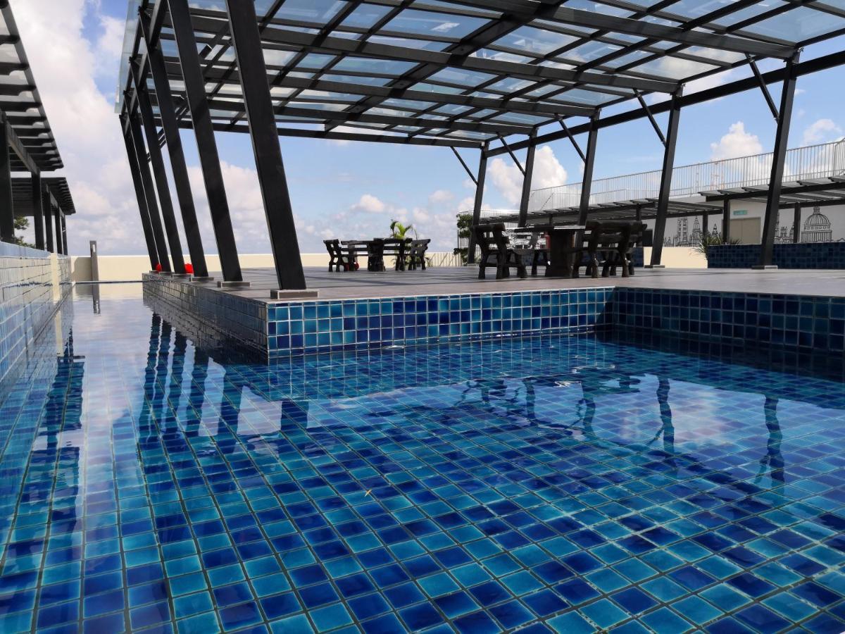 Traveler'S Homestay 旅人窝@ The Venus Sitiawan Kampong Lumut Kiri Eksteriør billede